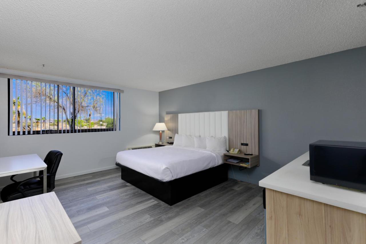 Studio 6 Suites Lake Havasu City Az Екстериор снимка