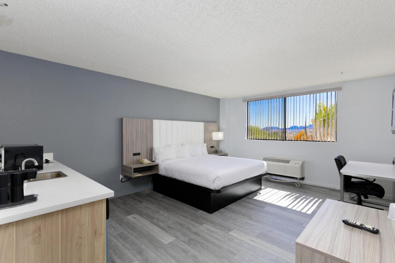 Studio 6 Suites Lake Havasu City Az Екстериор снимка