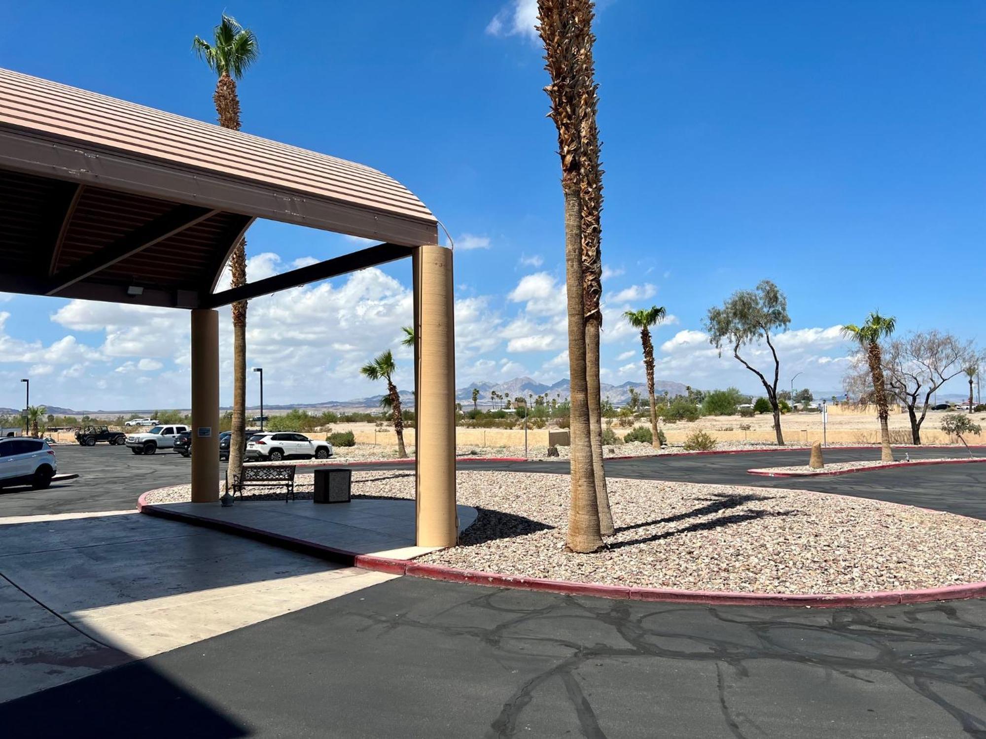 Studio 6 Suites Lake Havasu City Az Екстериор снимка
